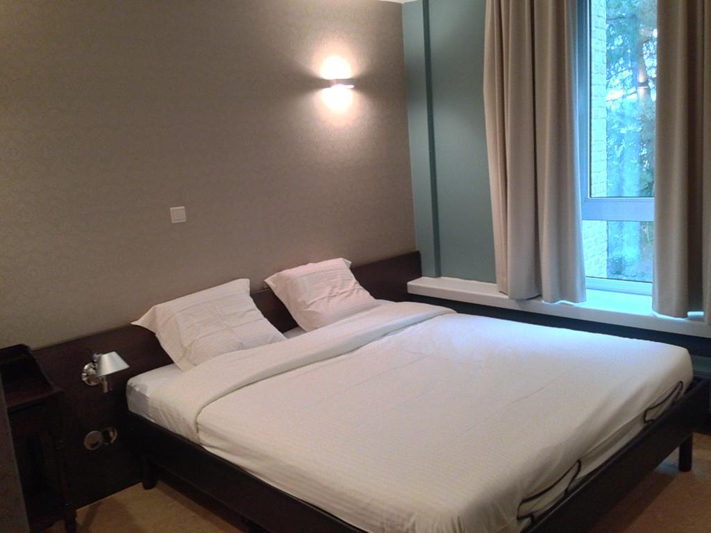 Hotel Orion เกนต์ ภายนอก รูปภาพ